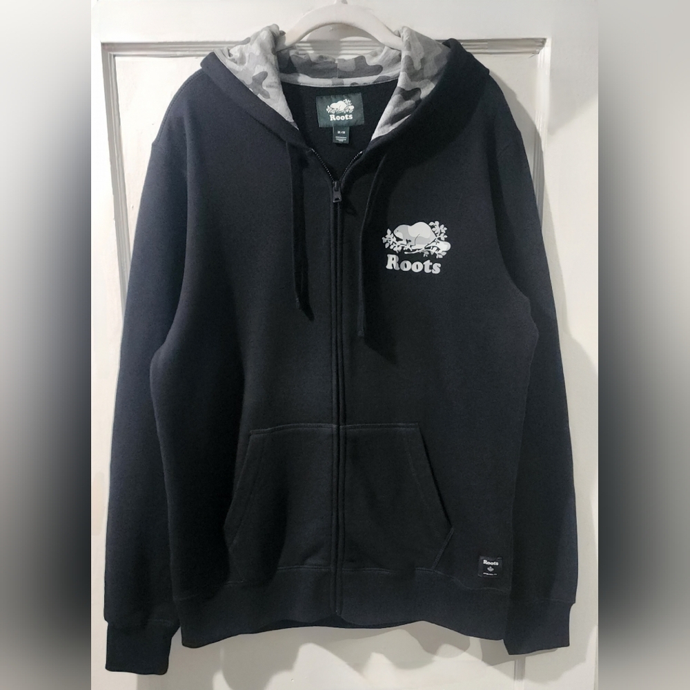 🔥 Roots Gender Free Full Zip Hoodie | Black Camo Hood Lining | Size M 🌲